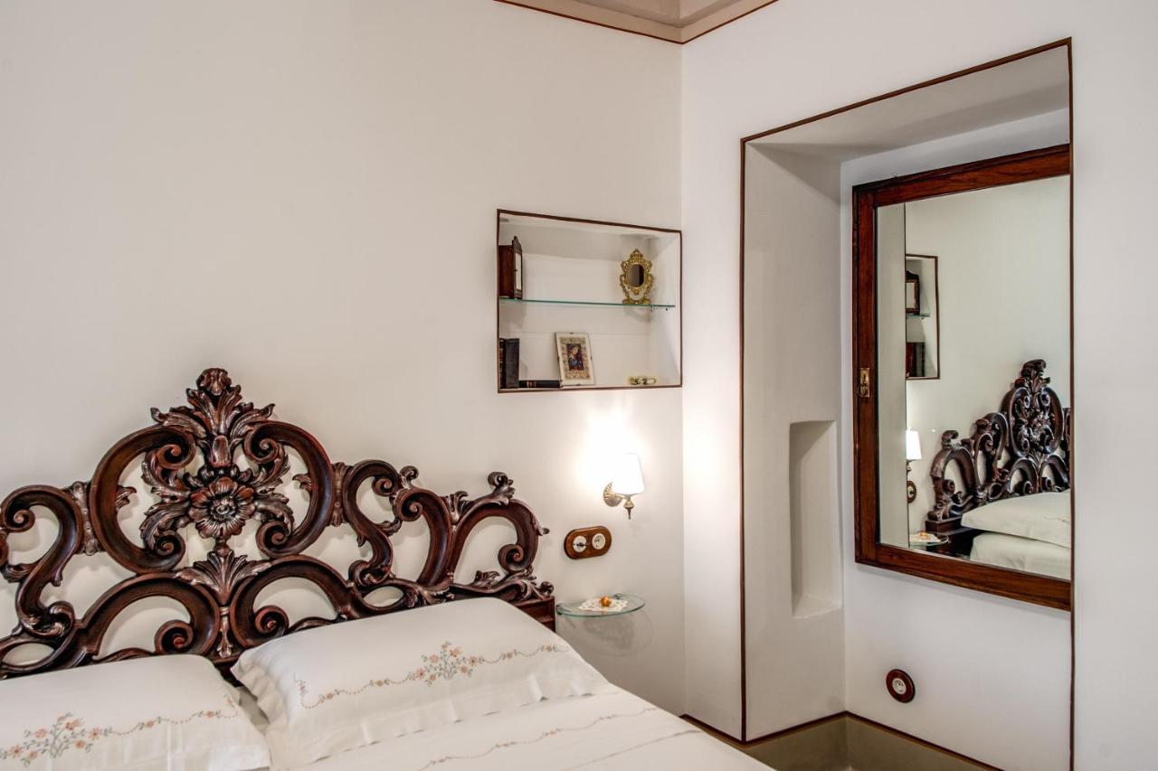 Palazzo Stunis - Dimora Di Charme Bed & Breakfast Остуни Екстериор снимка